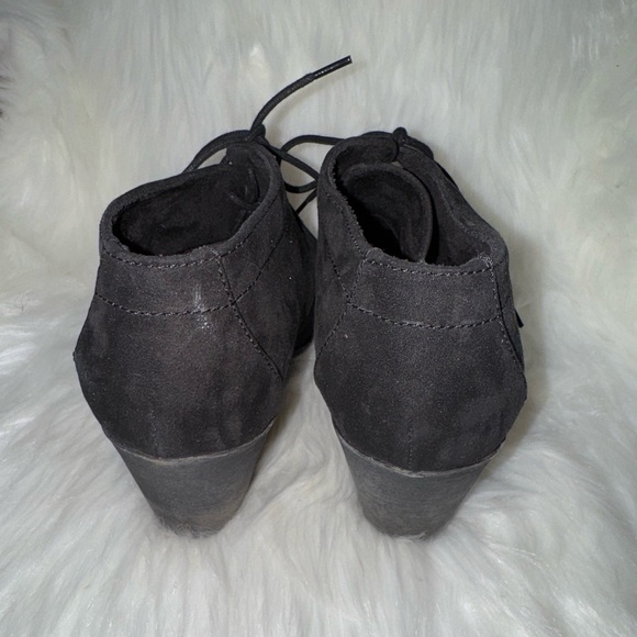 Rocket Dog Black Chukka Boots Suede Lace-Up - Picture 3 of 8